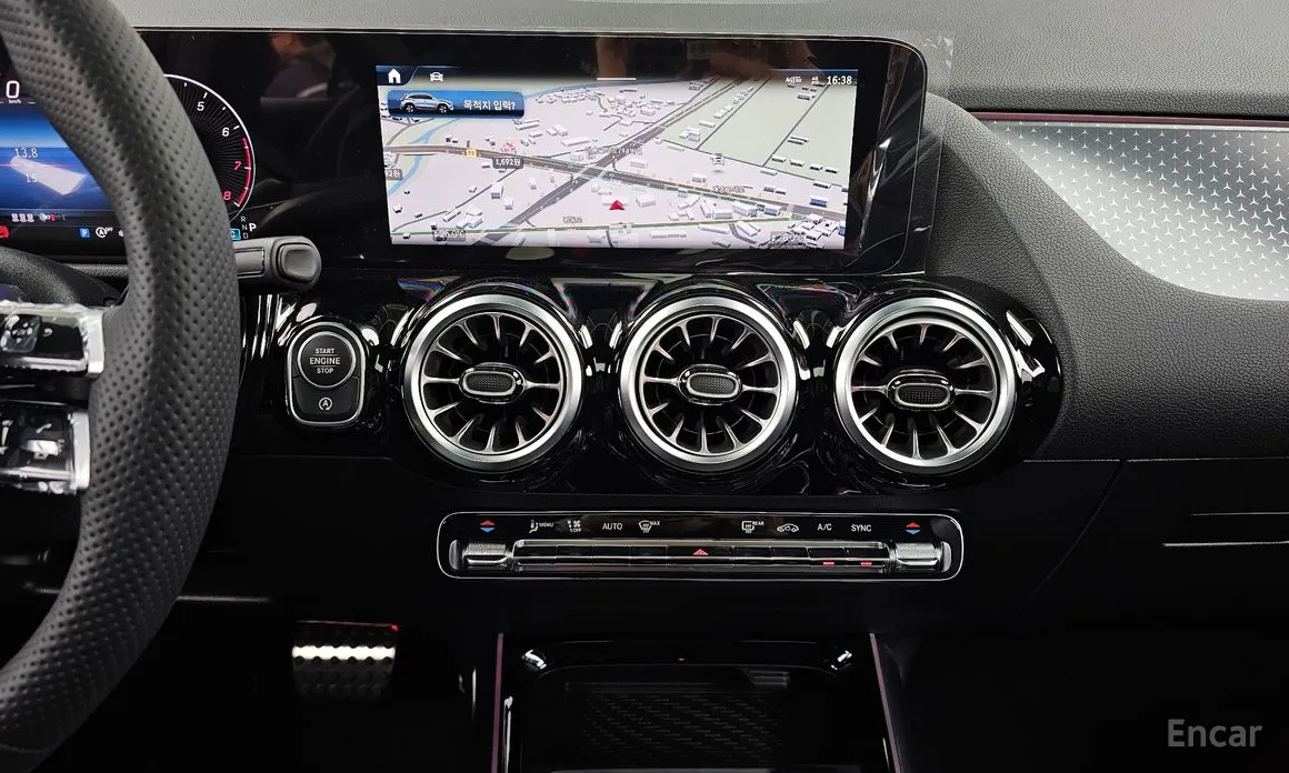 Mercedes-Benz GLA-Class 2020 GLA250 4MATIC