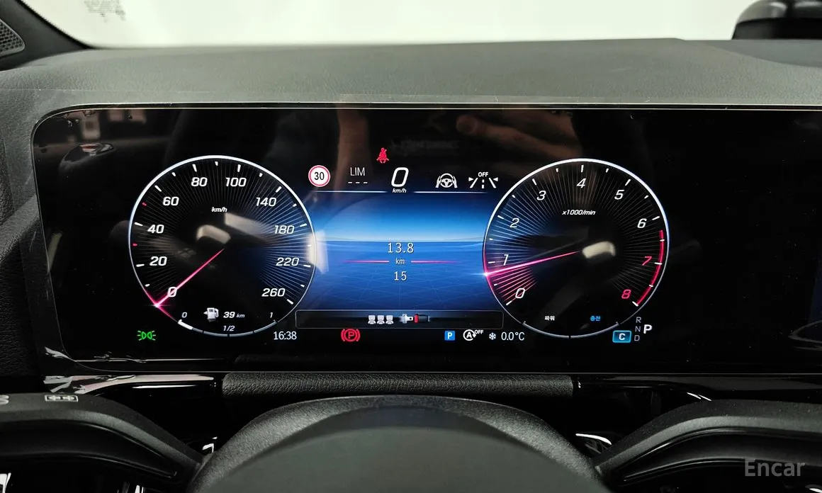 Mercedes-Benz GLA-Class 2020 GLA250 4MATIC