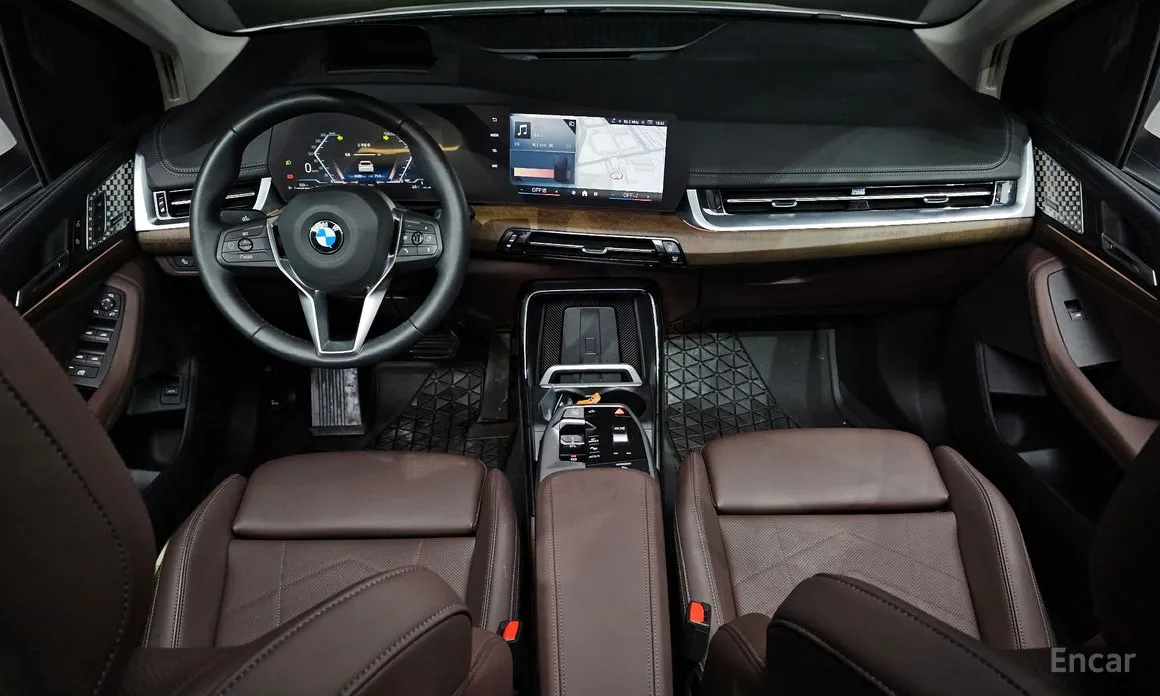 BMW 2 Series 2022 220i Luxury