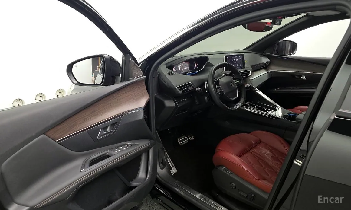 Peugeot 3008 2017 1.2 Pure Tech GT