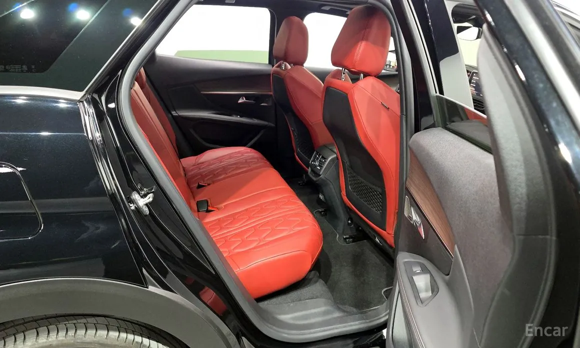 Peugeot 3008 2017 1.2 Pure Tech GT