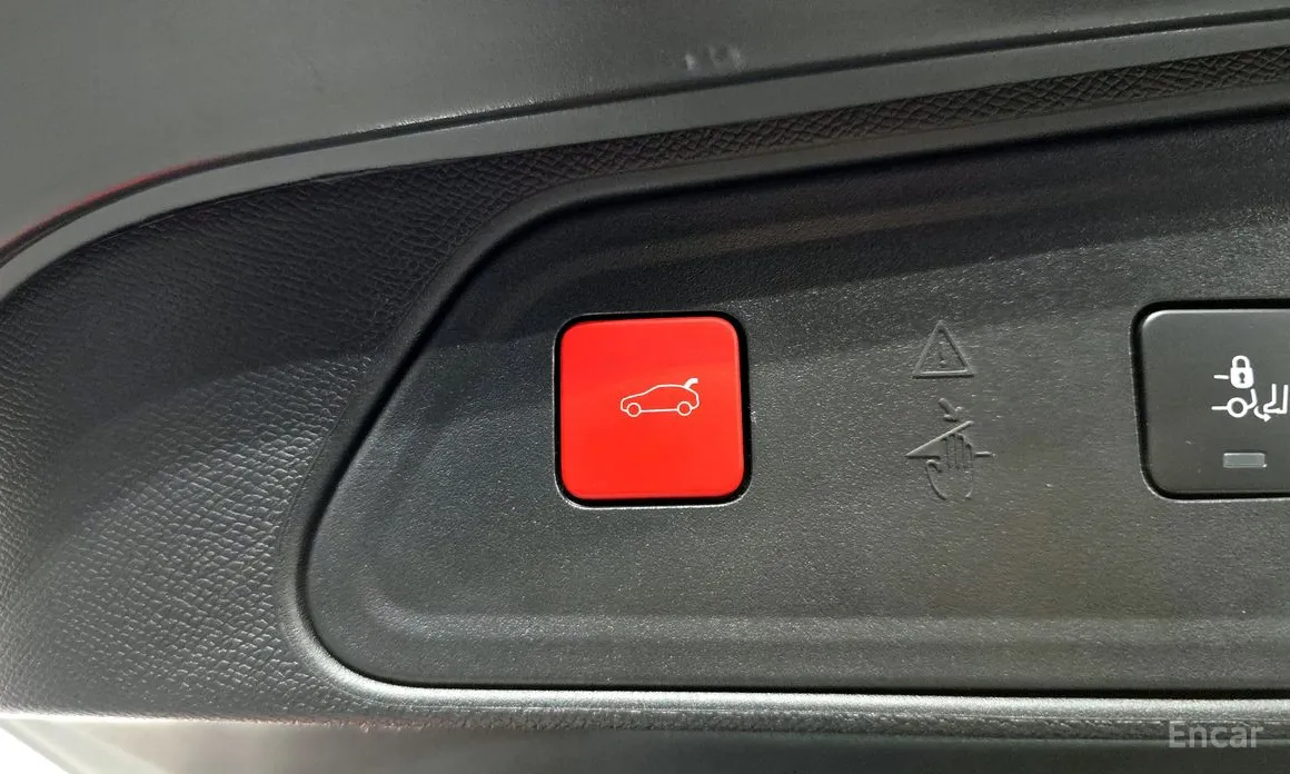 Peugeot 3008 2017 1.2 Pure Tech GT