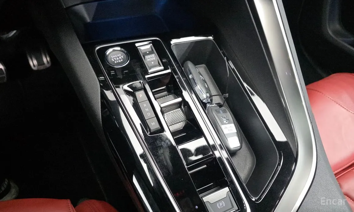 Peugeot 3008 2017 1.2 Pure Tech GT