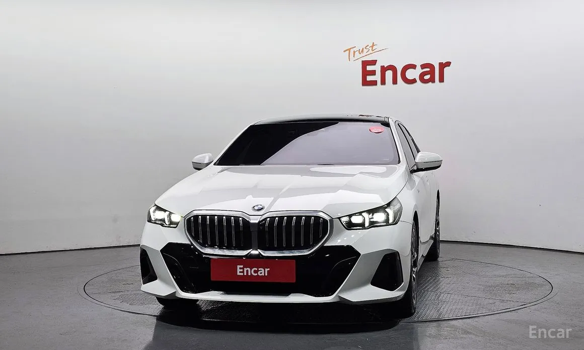 BMW 5 Series 2023 520i M Sport