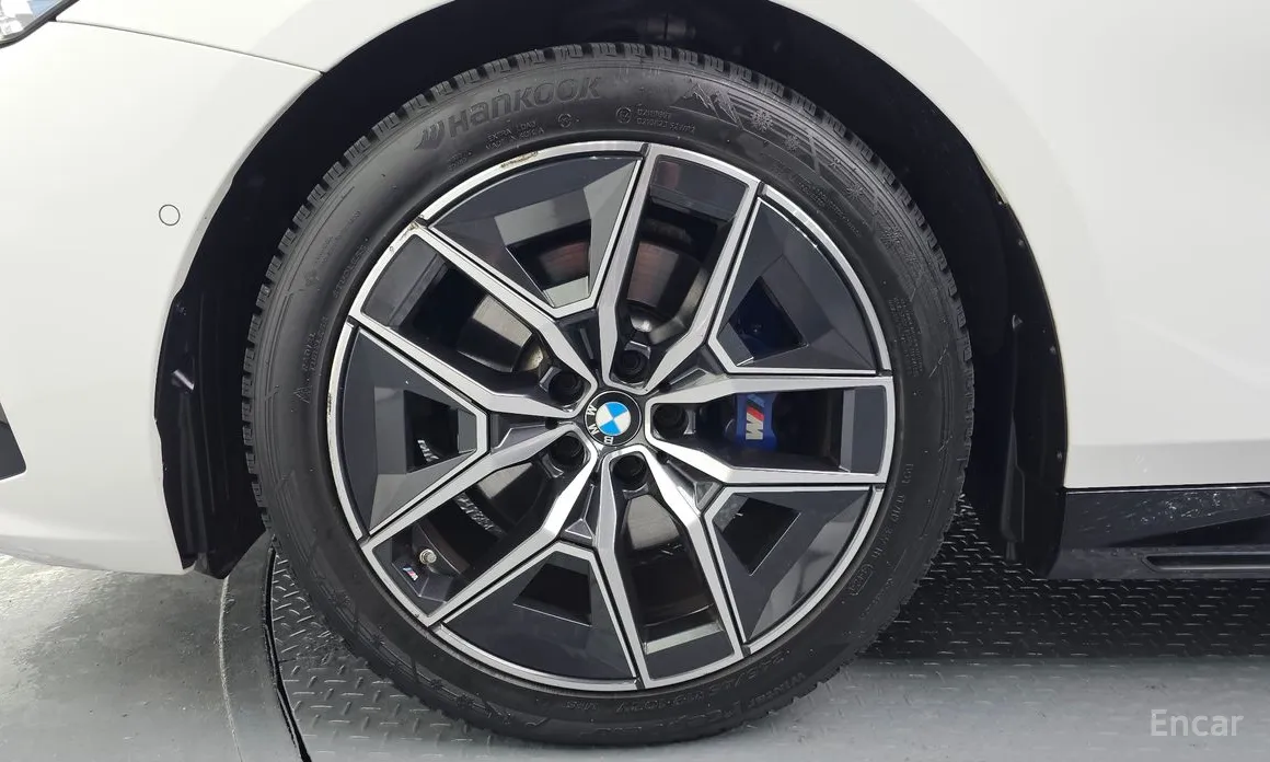 BMW 5 Series 2023 520i M Sport