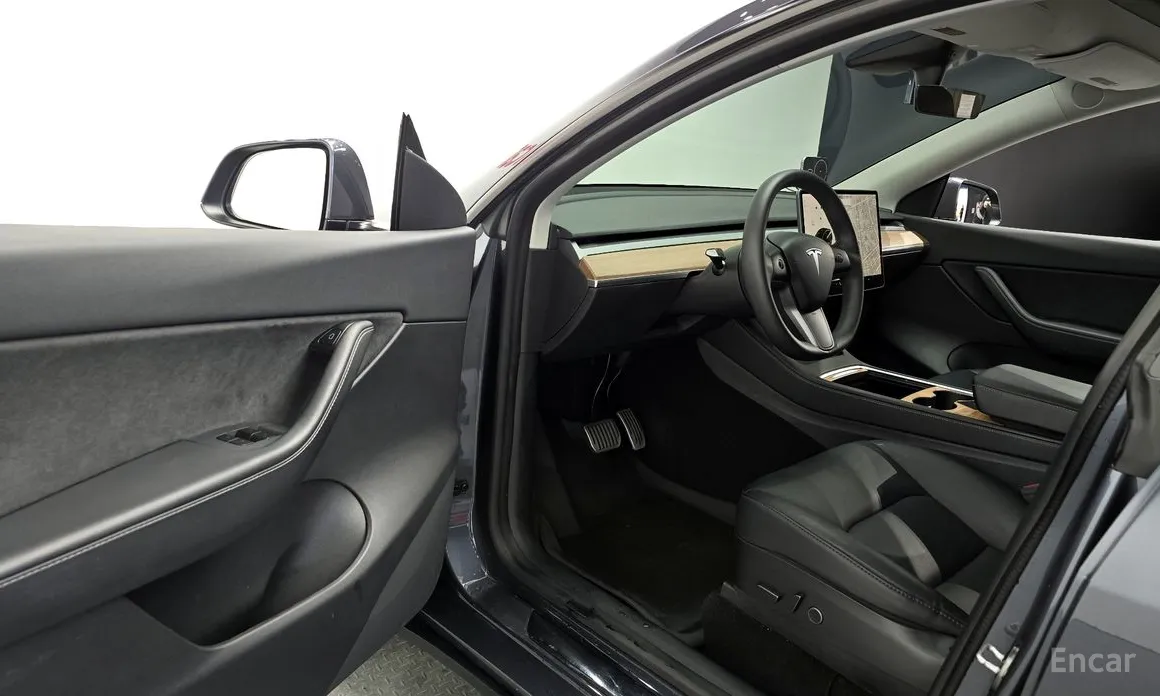 Tesla Model Y 2020 Standard Range