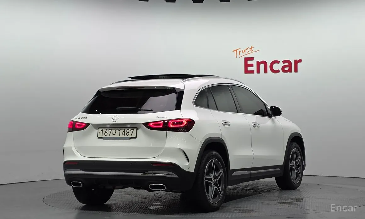 Mercedes-Benz GLA-Class 2020 GLA250 4MATIC