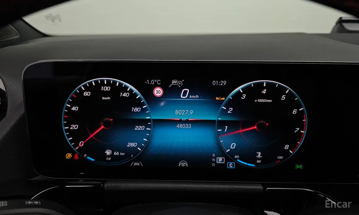 Mercedes-Benz GLA-Class 2020 GLA250 4MATIC