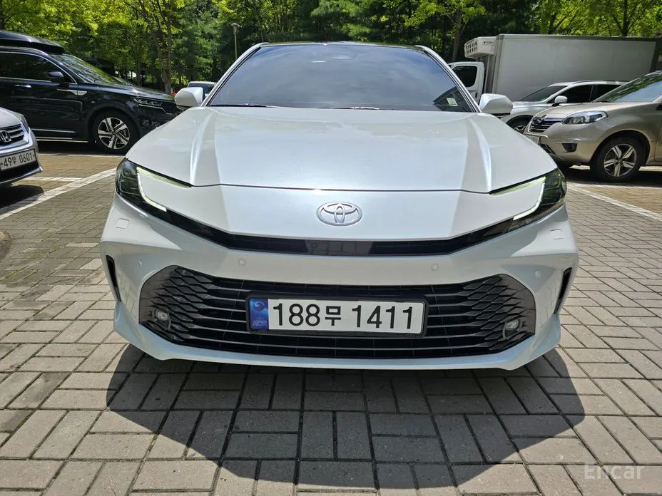 Toyota Camry 2024 2.5 XLE Premium Hybrid