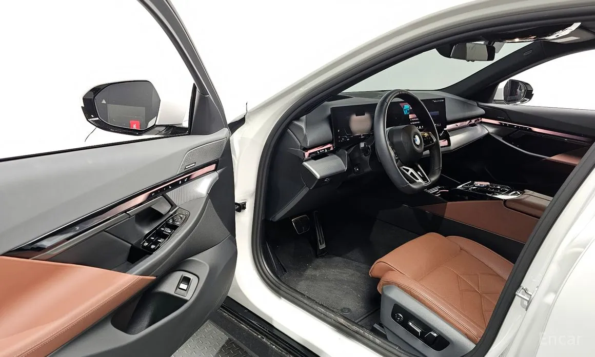 BMW 5 Series 2023 530i xDrive M Sport