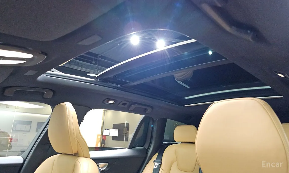 Volvo V60 2019 B5 Ultimate AWD