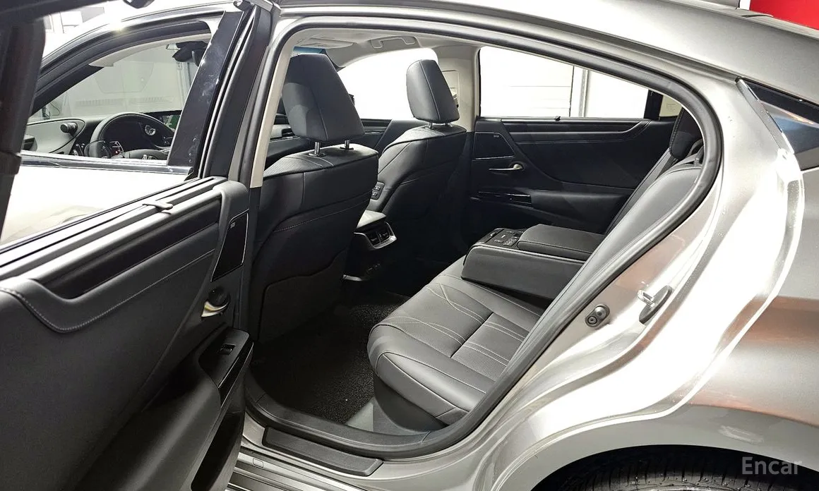 Lexus ES 2018 Executive