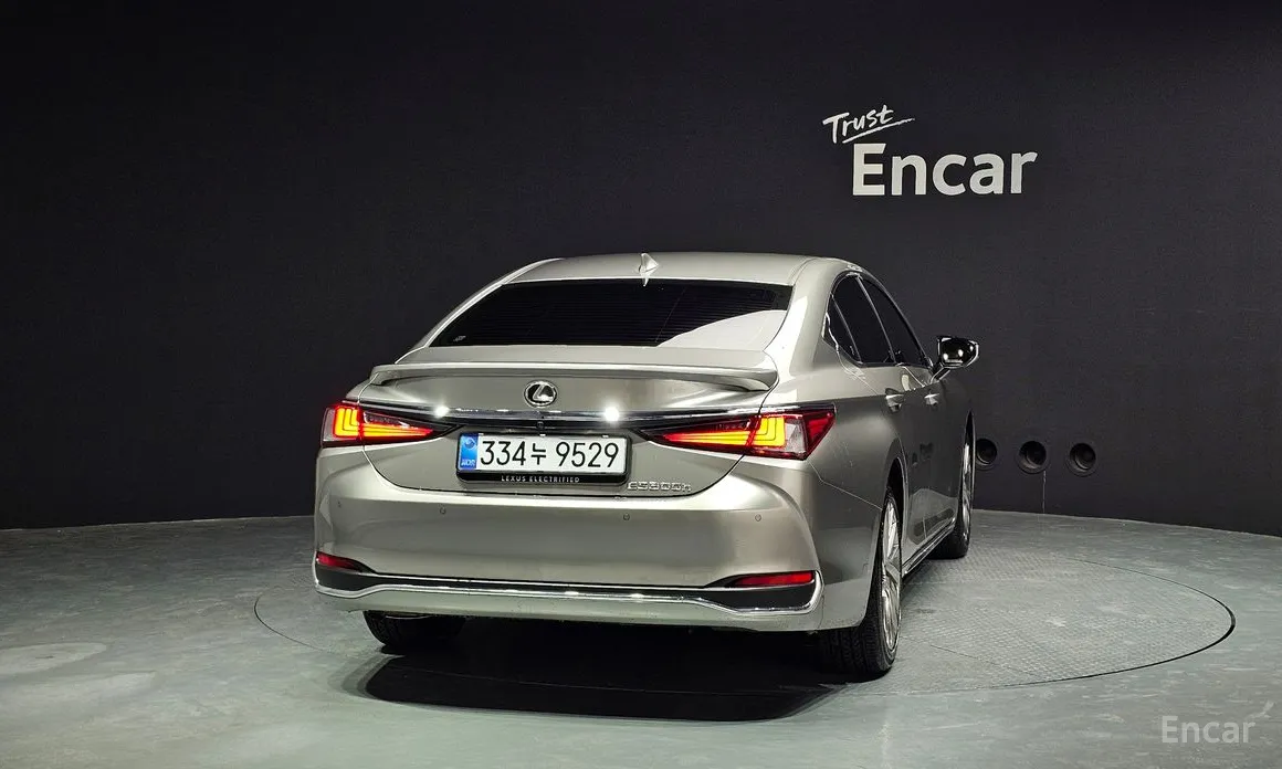 Lexus ES 2018 Executive