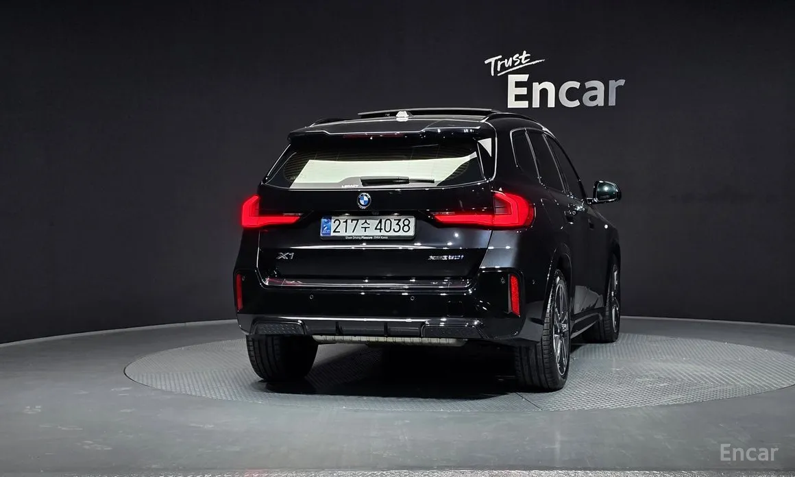 BMW X1 2023 xDrive 20i M Sport