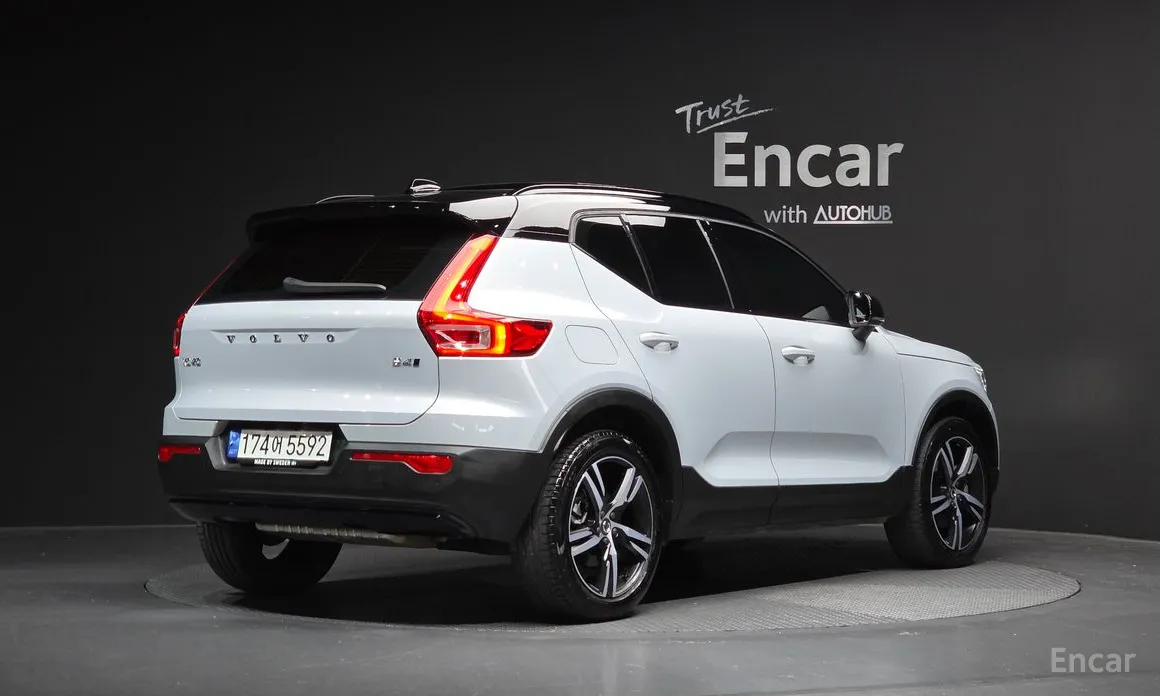 Volvo XC40 2018 B4 R-Design