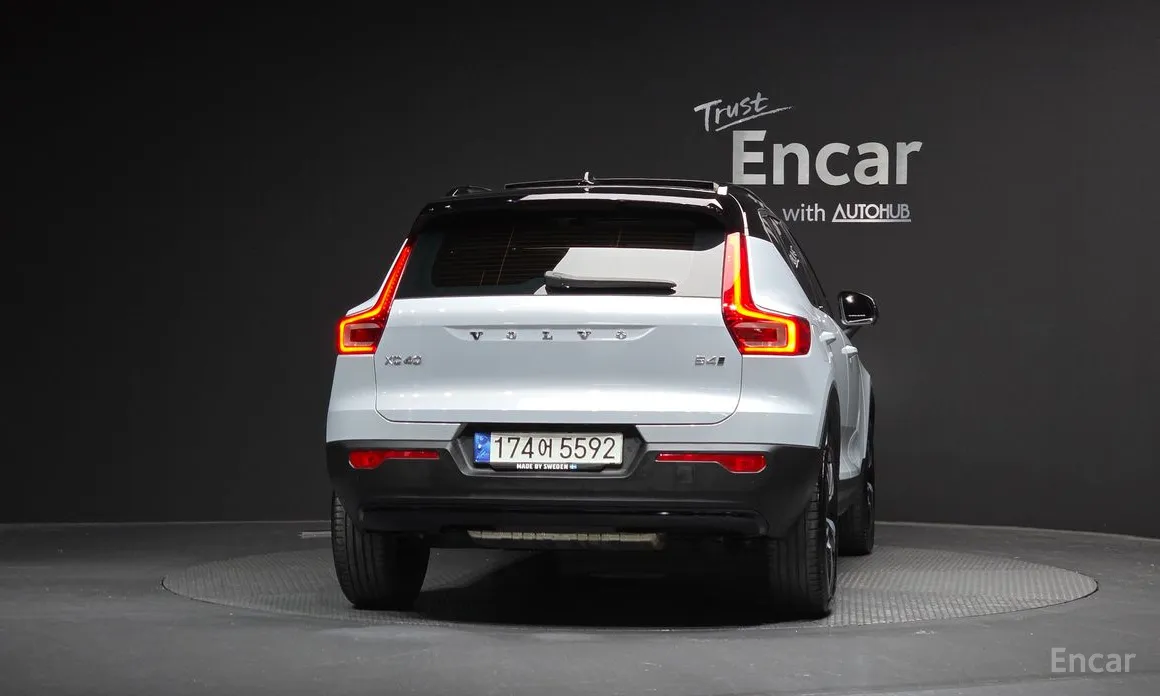 Volvo XC40 2018 B4 R-Design