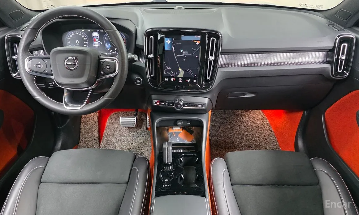 Volvo XC40 2018 B4 R-Design