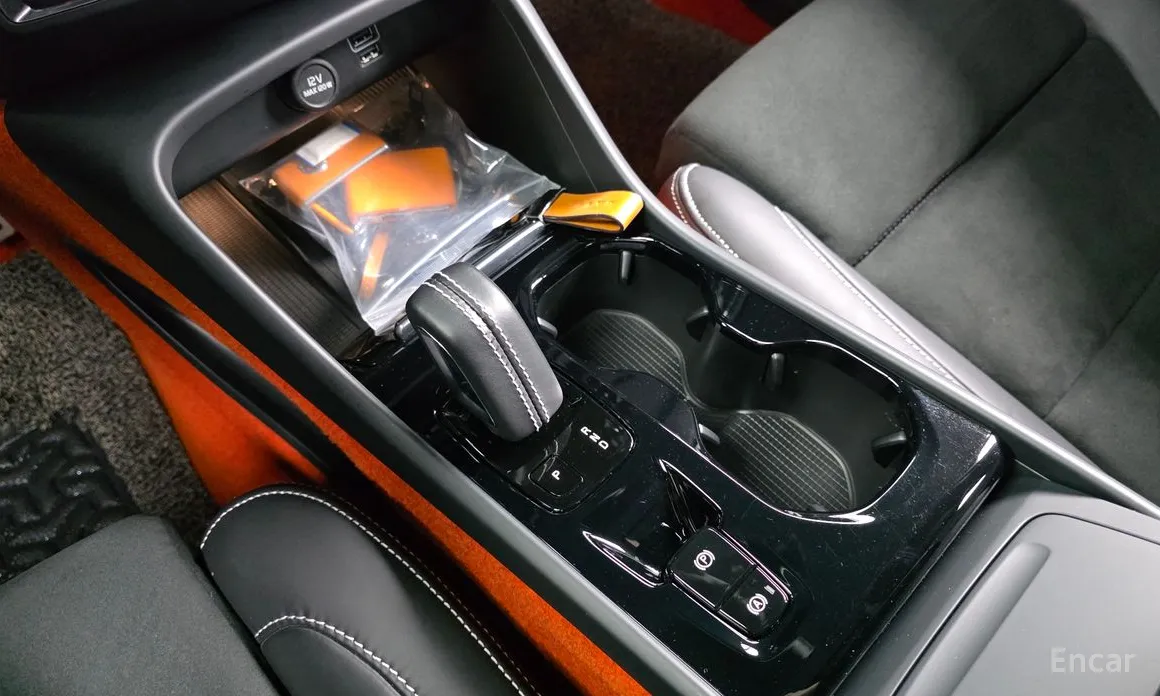 Volvo XC40 2018 B4 R-Design