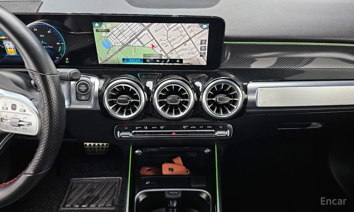 Mercedes-Benz GLB-Class 2020 GLB250 4MATIC