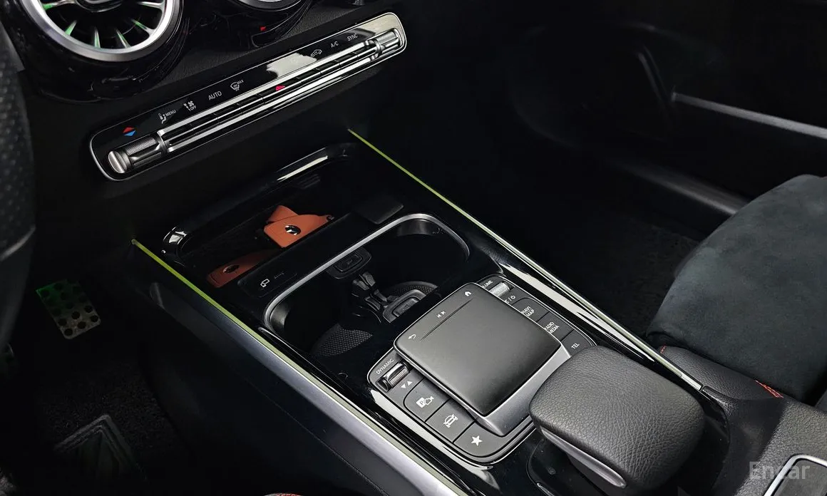 Mercedes-Benz GLB-Class 2020 GLB250 4MATIC