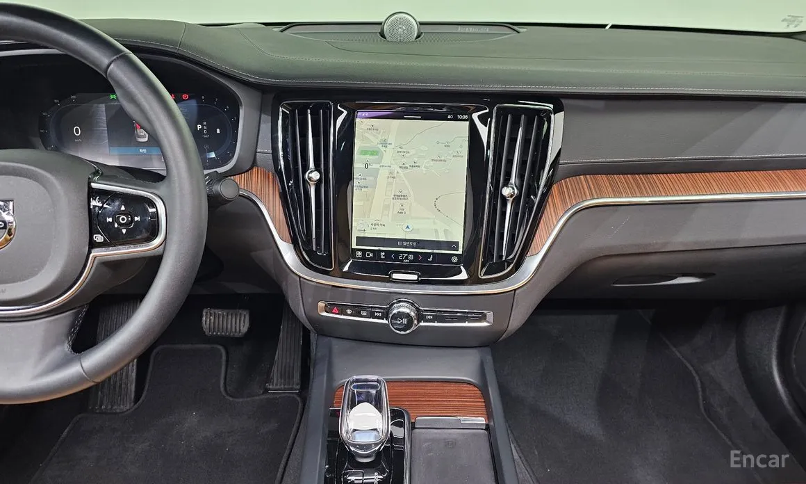 Volvo S60 2019 B5 Ultra Bright