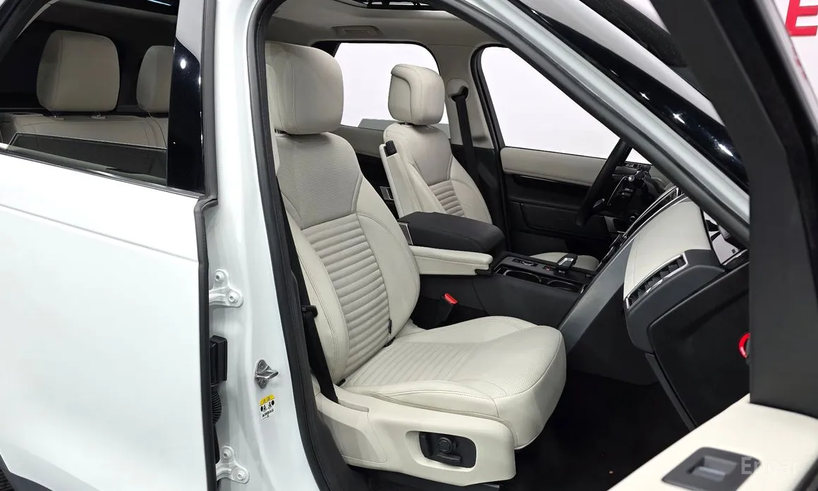 Land Rover Discovery 2017 D250 SE