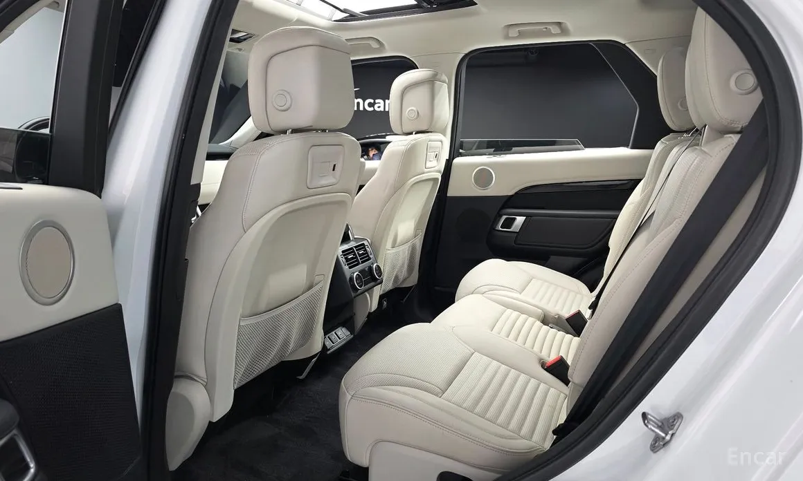 Land Rover Discovery 2017 D250 SE