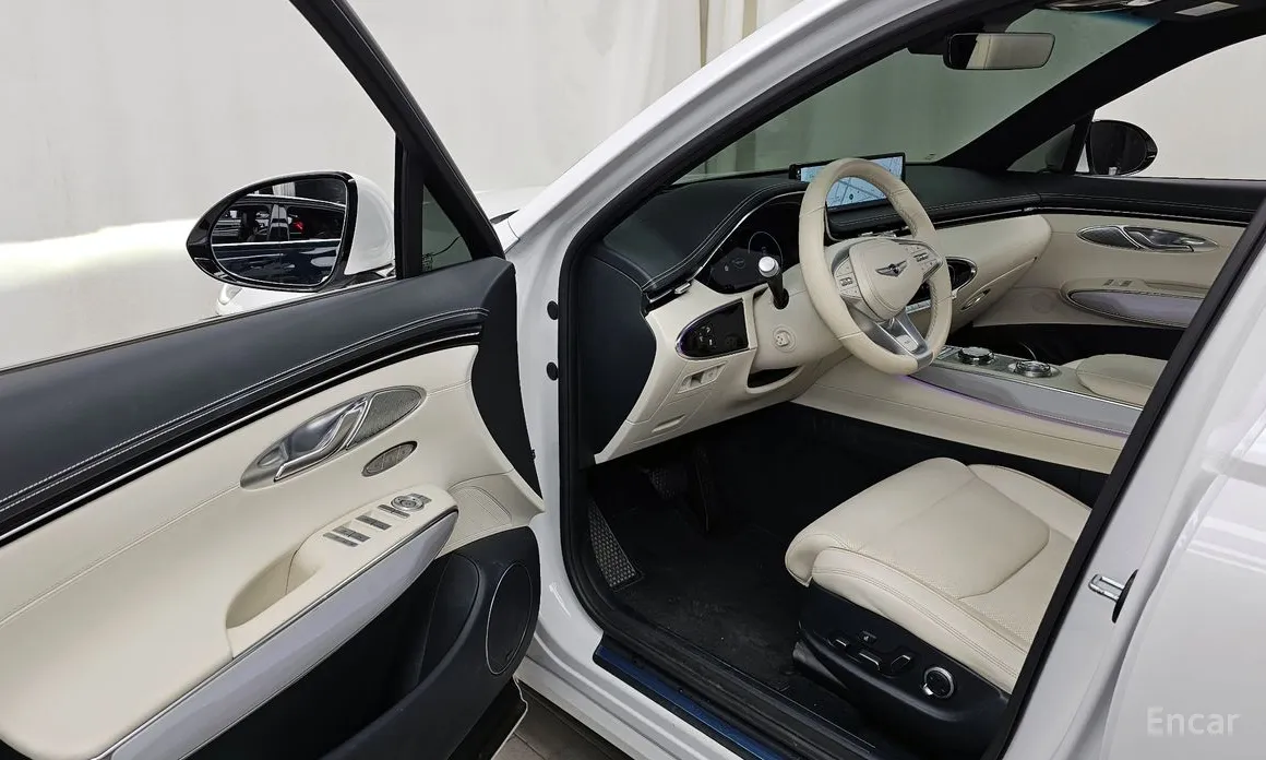 Genesis GV70 2022 e-AWD