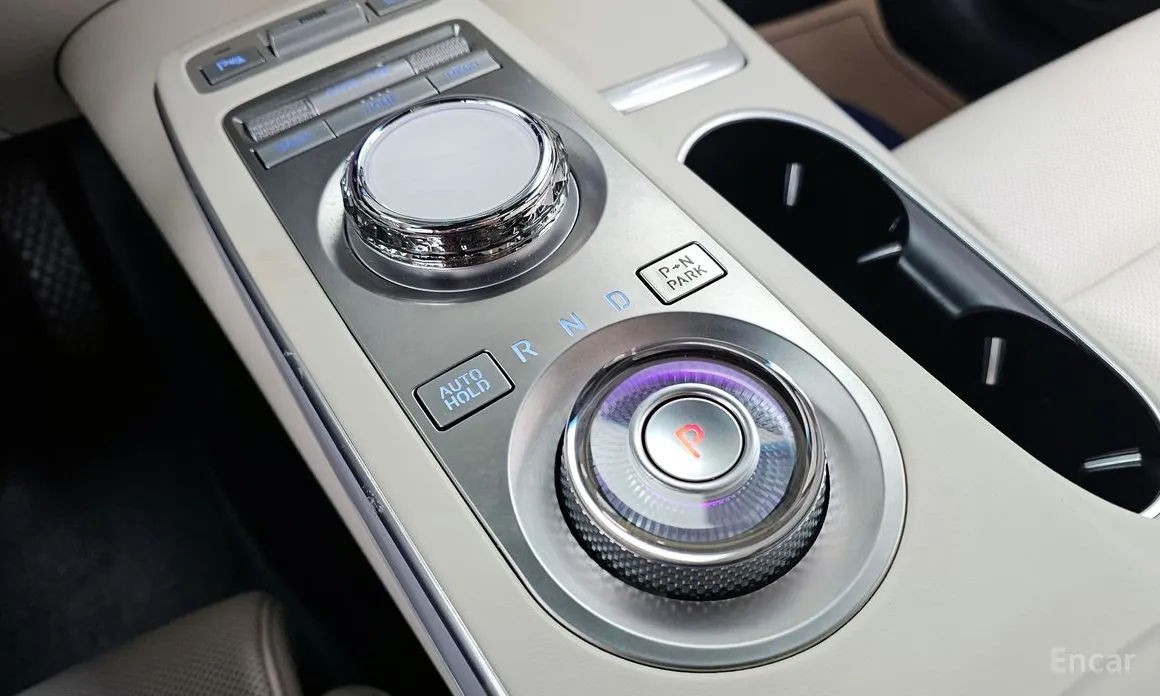 Genesis GV70 2022 e-AWD