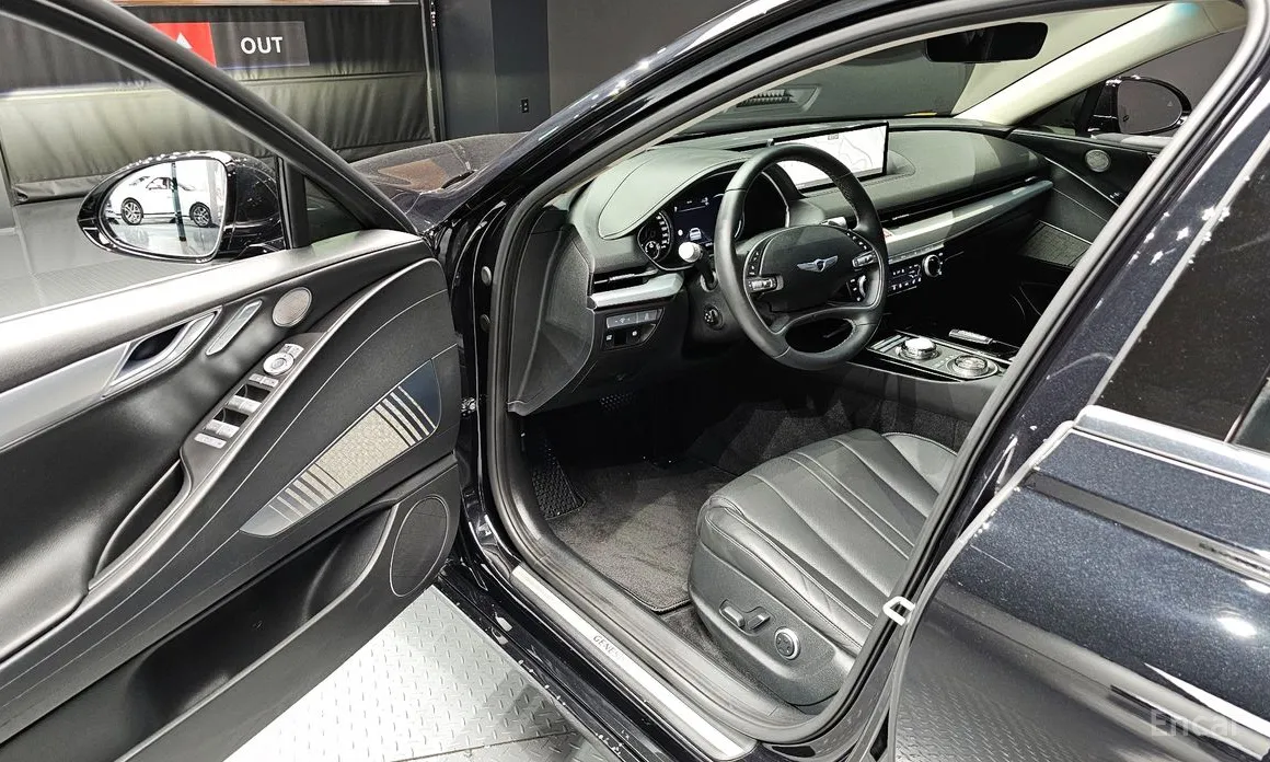 Genesis G80 2021 e-AWD