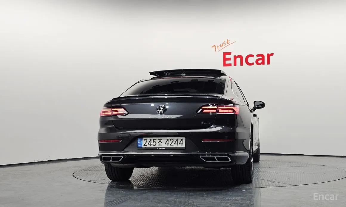 Volkswagen Arteon 2018 2.0 TDI R-LIINE 4Motion