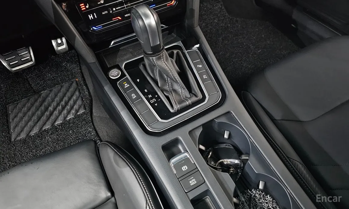 Volkswagen Arteon 2018 2.0 TDI R-LIINE 4Motion