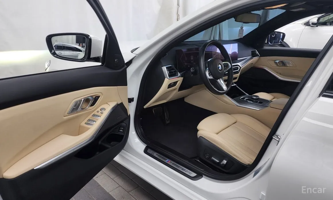 BMW 3 Series 2019 320i M Sport