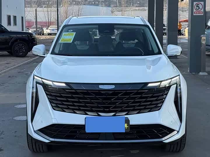 Geely Atlas L 2024 2024款 1.5TD DCT尊贵版