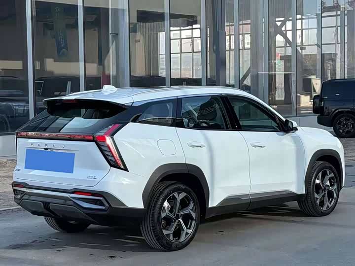 Geely Atlas L 2024 2024款 1.5TD DCT尊贵版