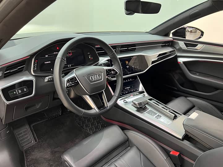 Audi A7 2024 2024款 45 TFSI 臻选型