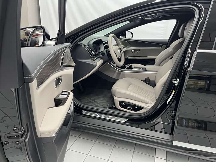 BYD Han 2025 2025款 DM-i 125KM激光雷达智驾型