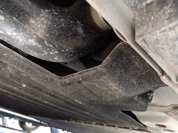 Geely Galaxy L6 2025 2025款 EM-i 140km 星舰版