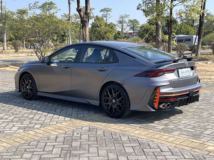 GAC Trumpchi Empow R 2024 2024款 400T 自动 影豹R MAX版