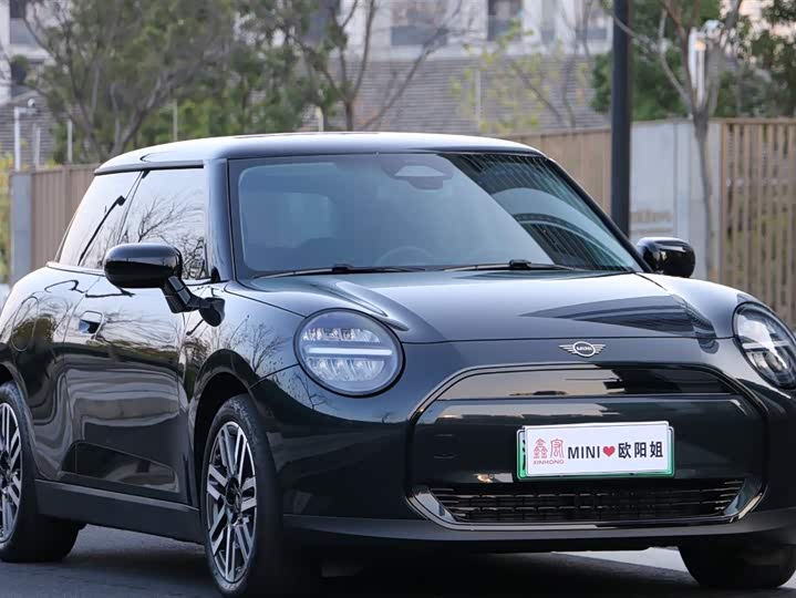 Mini Cooper 2024 2024款 456km COOPER E 经典派