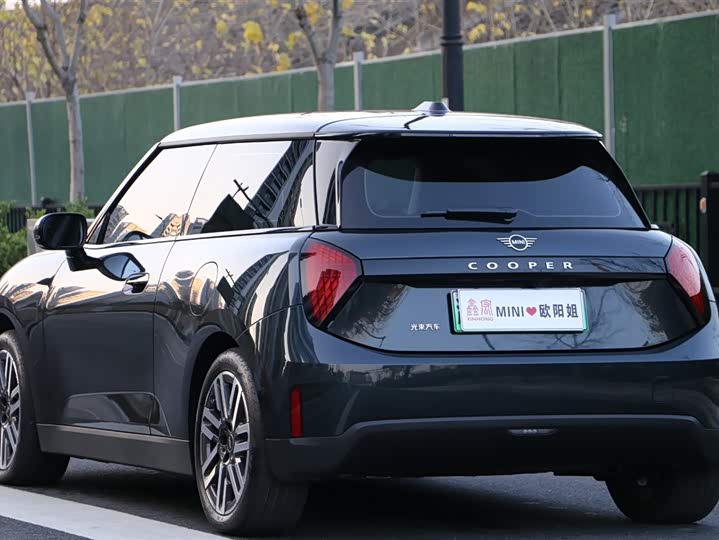 Mini Cooper 2024 2024款 456km COOPER E 经典派