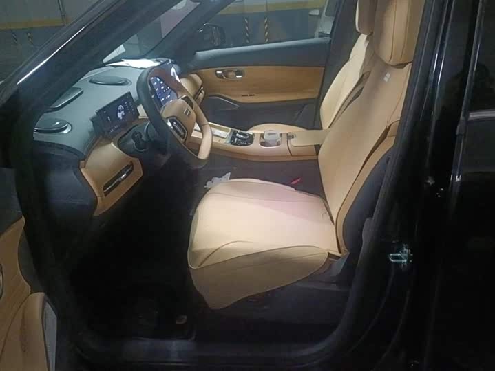 Geely Galaxy Starship 7 2025 2025款 120km 探索+版