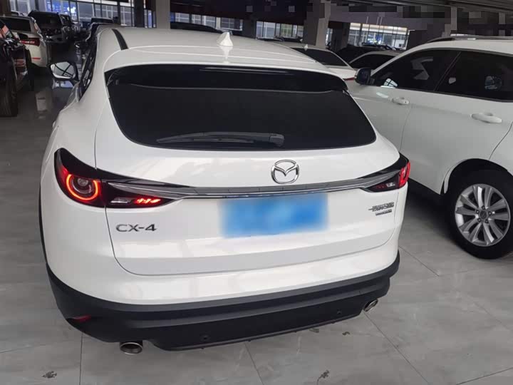 Mazda CX-4 2021 2021款 2.0L 自动两驱蓝天活力版