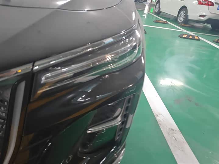 Hongqi H5 2025 2025款 2.0T 自动旗畅版