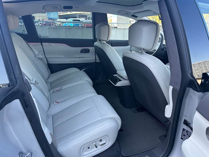 Nio ET7 2024 2024款 75kWh 行政版