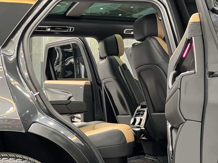 Land Rover Range Rover Sport 2024 2024款 400PS Dynamic HSE