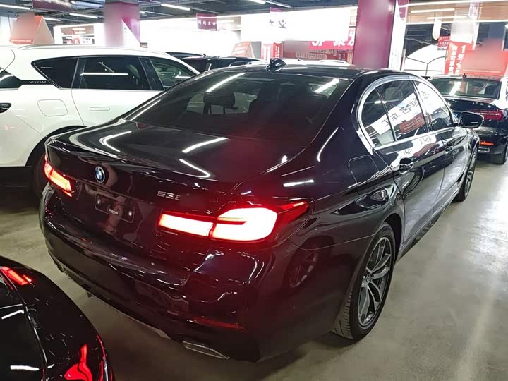BMW 5 Series Hybrid 2022 2022款 改款 535Le M运动套装