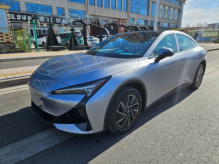 BAIC Arcfox Alpha S5 2025 2025款 560MAX 185kW