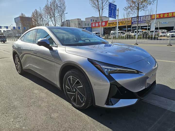 BAIC Arcfox Alpha S5 2025 2025款 560MAX 185kW