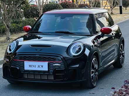 Mini Mini JCW 2023 2023款 2.0T JOHN COOPER WORKS Pat Moss纪念版
